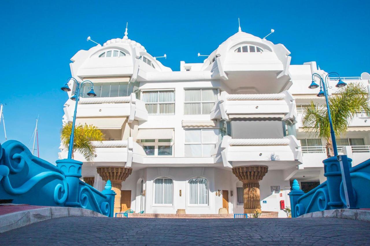 Popeye Suite Puerto Marina Espectacular Apartamento Dentro De La Isla De Puerto Marina Con Piscina En Cubierta Y A 1 Minuto De La Playa Benalmádena Kültér fotó