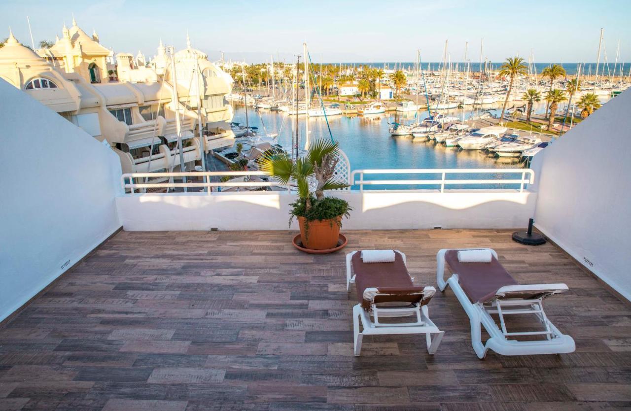 Popeye Suite Puerto Marina Espectacular Apartamento Dentro De La Isla De Puerto Marina Con Piscina En Cubierta Y A 1 Minuto De La Playa Benalmádena Kültér fotó